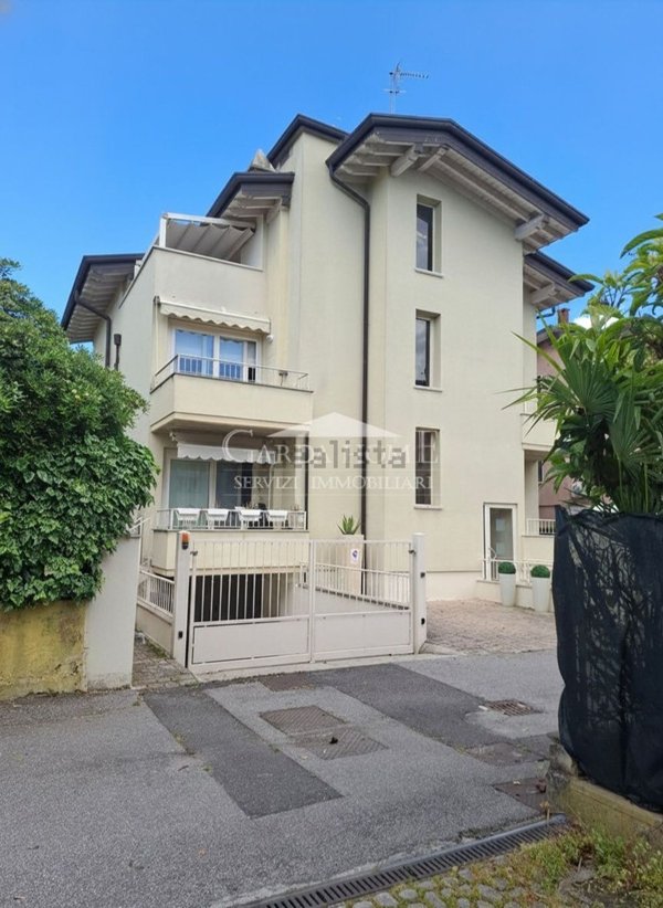appartamento in vendita a Desenzano del Garda