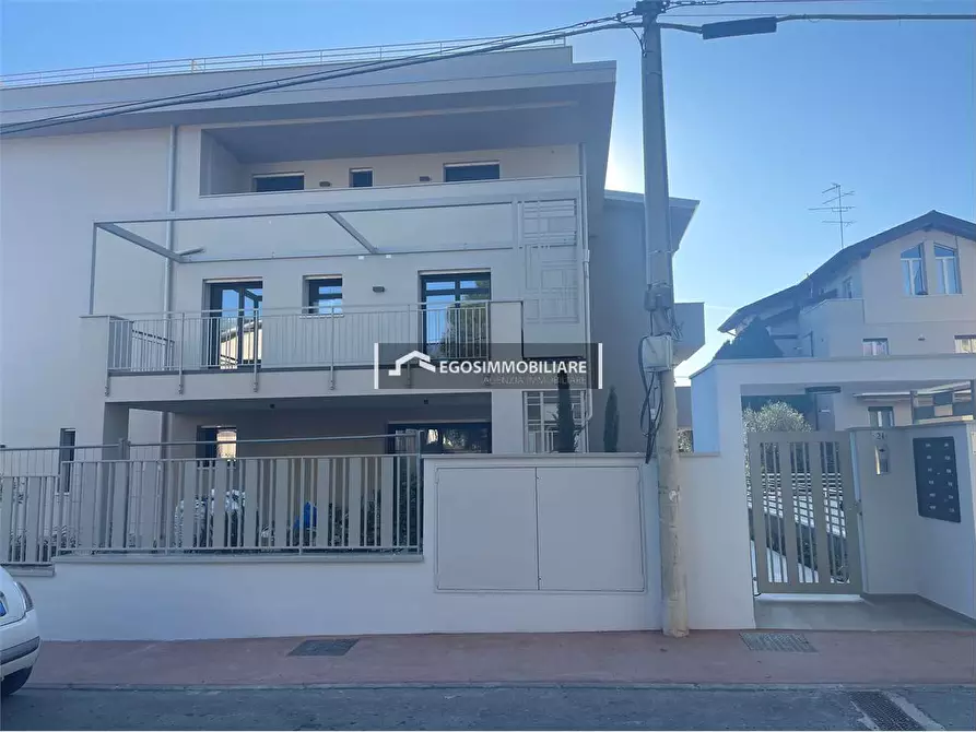 appartamento in vendita a Desenzano del Garda