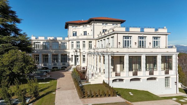 appartamento in vendita a Desenzano del Garda