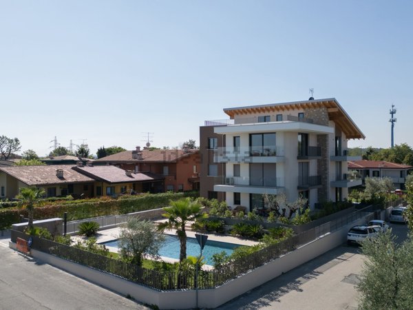 appartamento in vendita a Desenzano del Garda