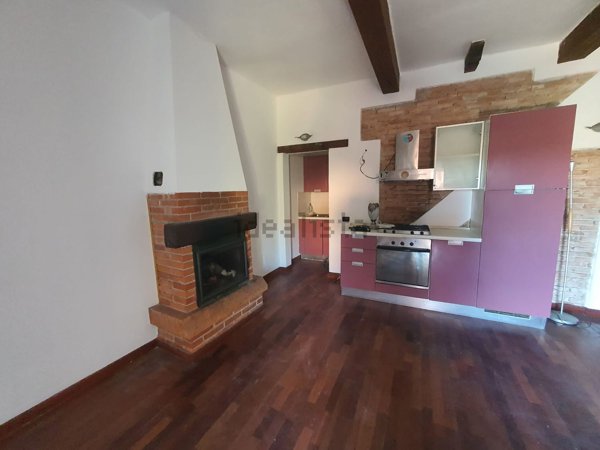 appartamento in vendita a Desenzano del Garda in zona Vaccarolo