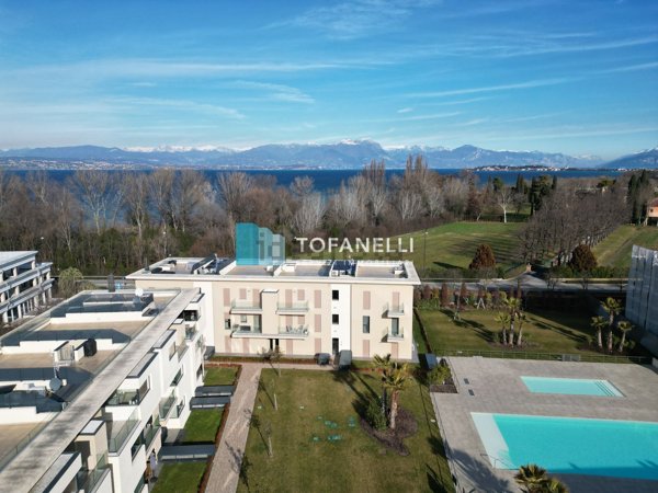 appartamento in vendita a Desenzano del Garda