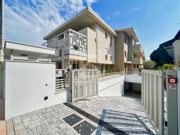 appartamento in vendita a Desenzano del Garda