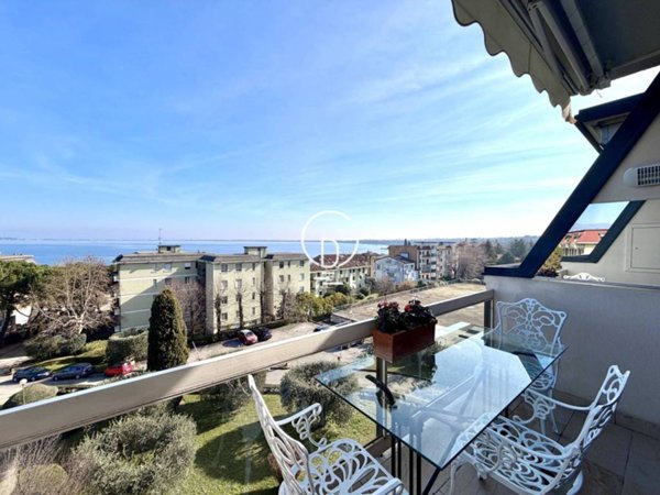 appartamento in vendita a Desenzano del Garda