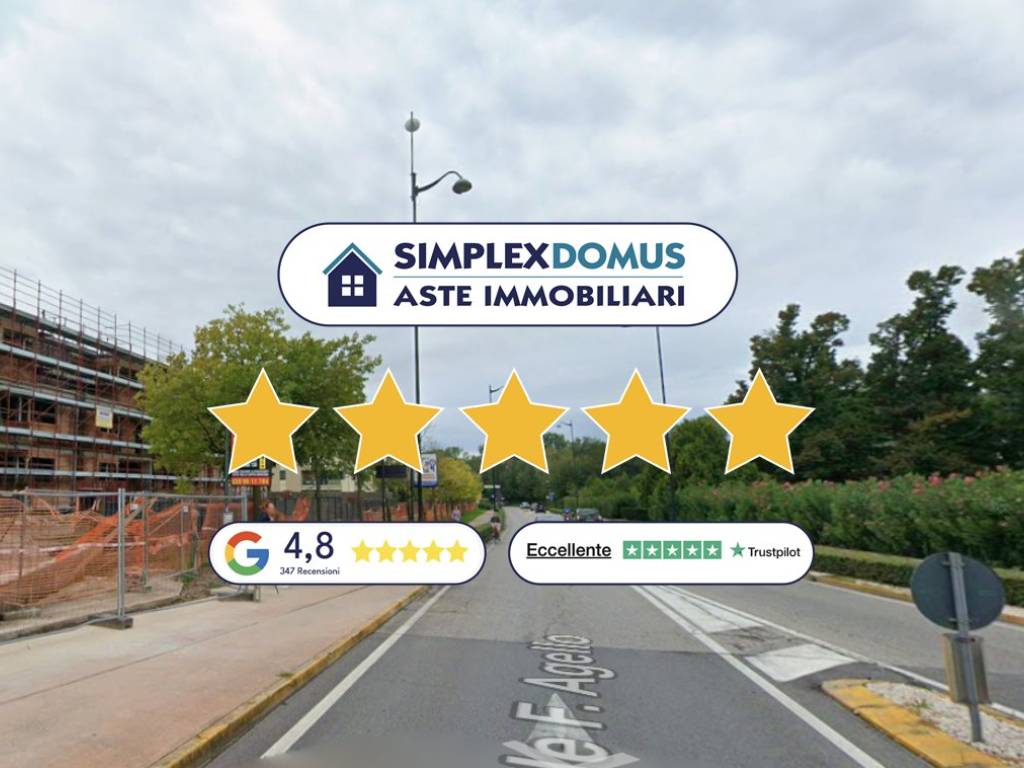 appartamento in vendita a Desenzano del Garda in zona Rivoltella