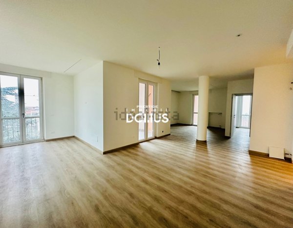 appartamento in vendita a Desenzano del Garda