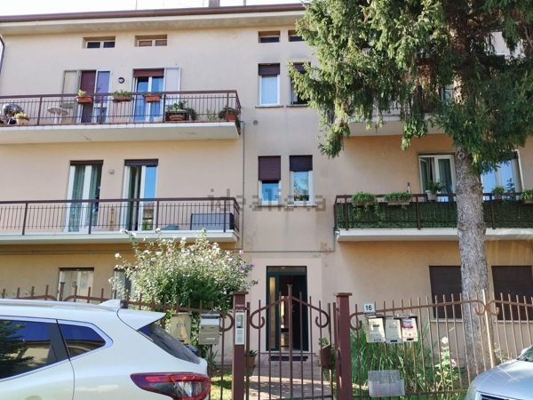 appartamento in vendita a Desenzano del Garda