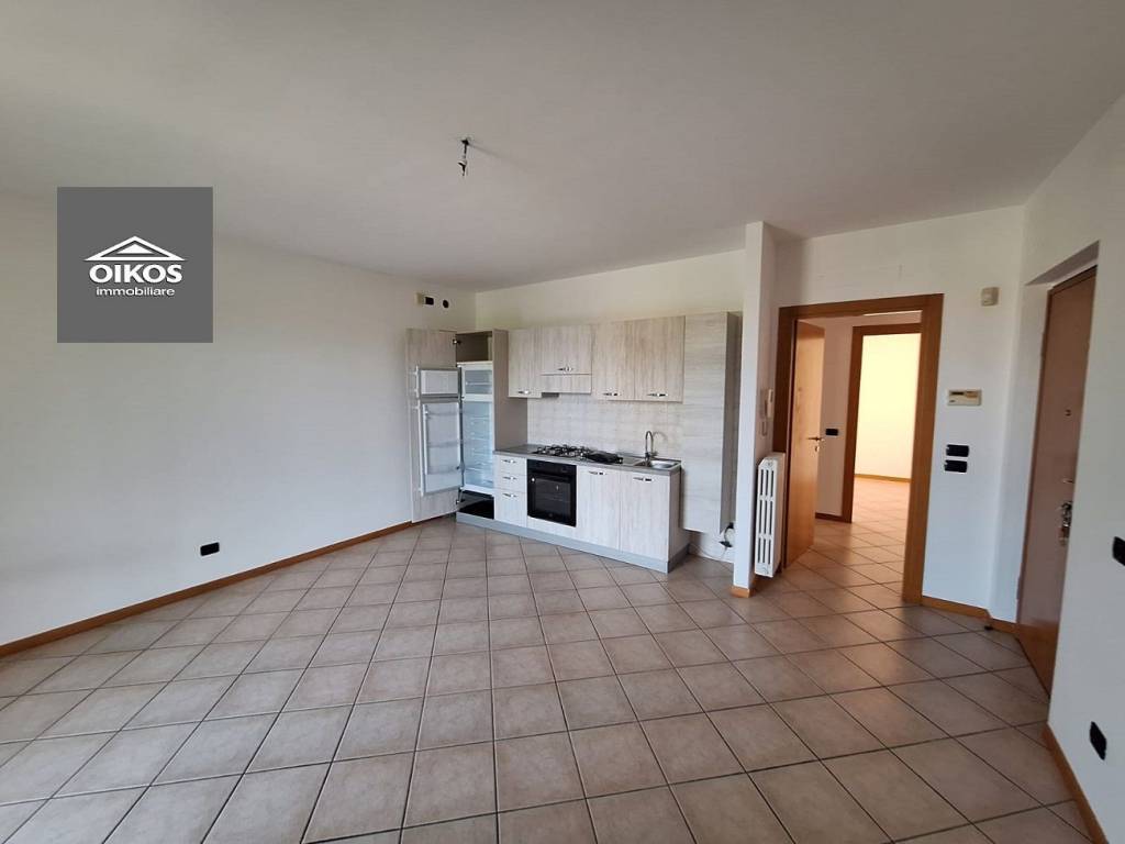 appartamento in vendita a Desenzano del Garda in zona Rivoltella