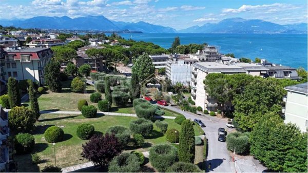 appartamento in vendita a Desenzano del Garda