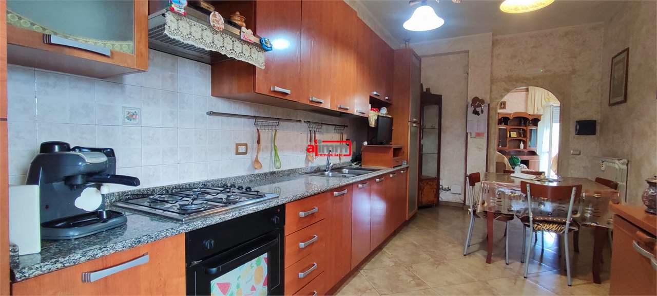 appartamento in vendita a Desenzano del Garda in zona San Pietro