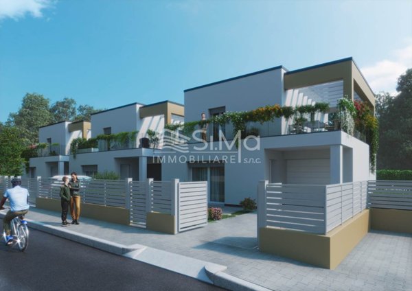 casa indipendente in vendita a Desenzano del Garda in zona San Pietro