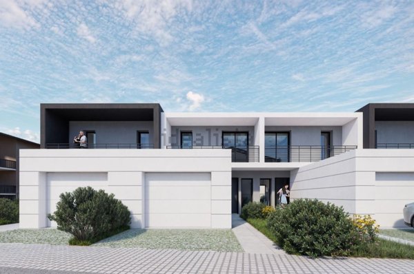 casa indipendente in vendita a Desenzano del Garda