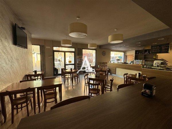 negozio in vendita a Desenzano del Garda