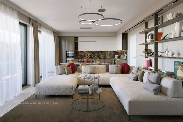 appartamento in vendita a Desenzano del Garda