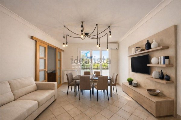 appartamento in vendita a Desenzano del Garda in zona Rivoltella