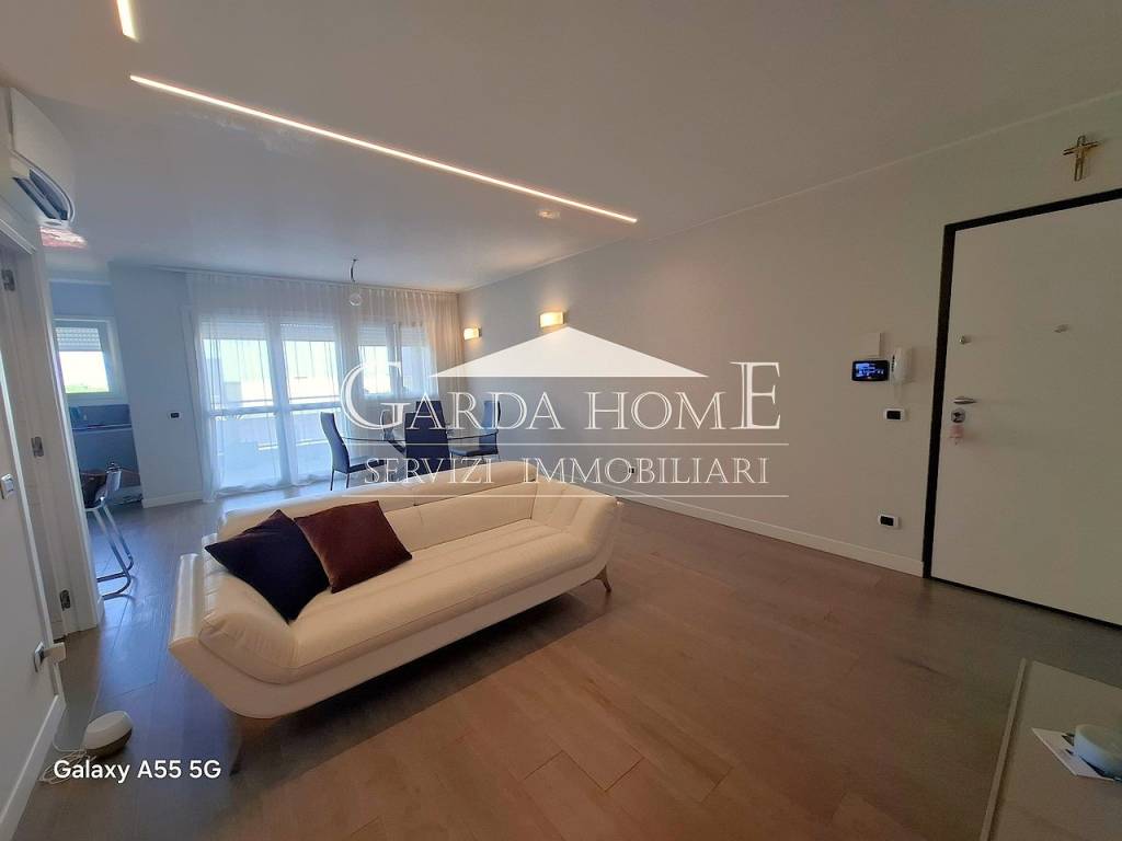 appartamento in vendita a Desenzano del Garda