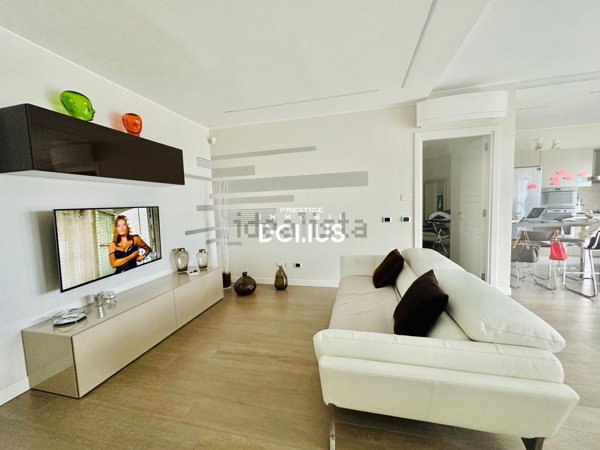 appartamento in vendita a Desenzano del Garda