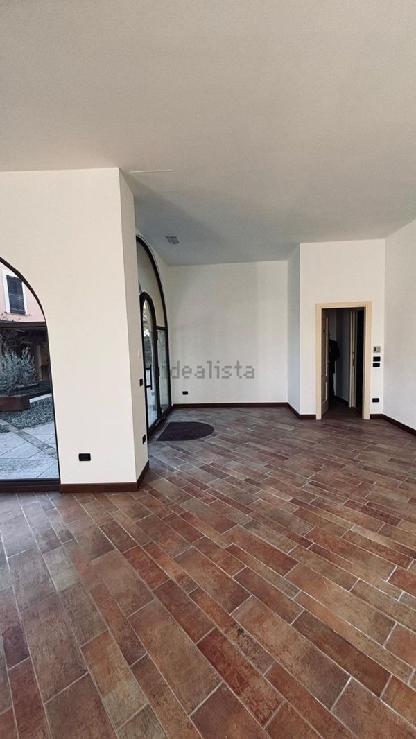 ufficio in vendita a Desenzano del Garda