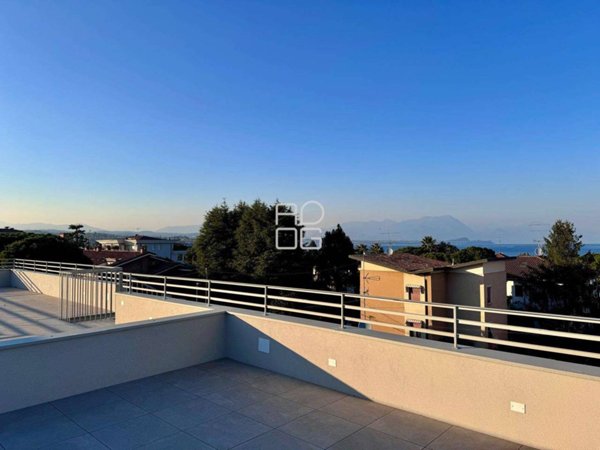 appartamento in vendita a Desenzano del Garda