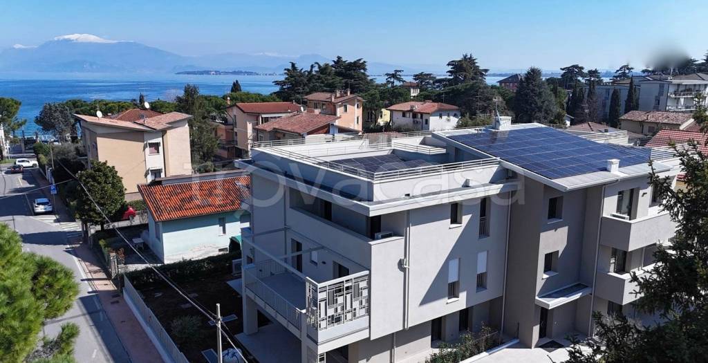 appartamento in vendita a Desenzano del Garda