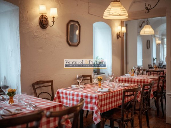 negozio in vendita a Desenzano del Garda