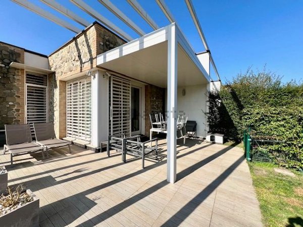 casa indipendente in vendita a Desenzano del Garda