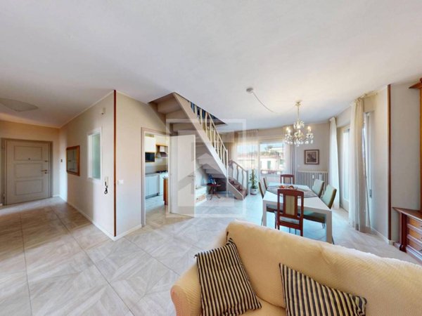 appartamento in vendita a Desenzano del Garda