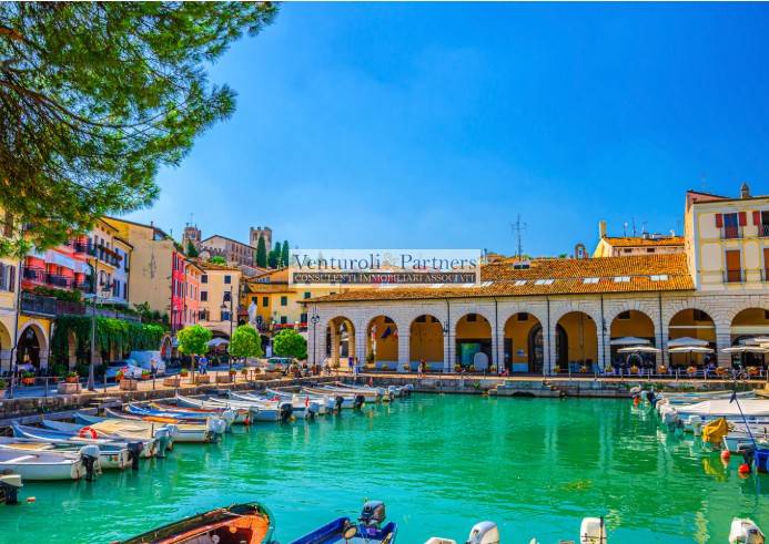 negozio in vendita a Desenzano del Garda