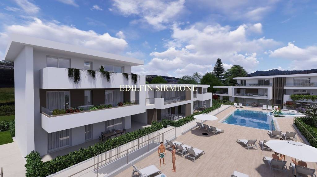casa indipendente in vendita a Desenzano del Garda
