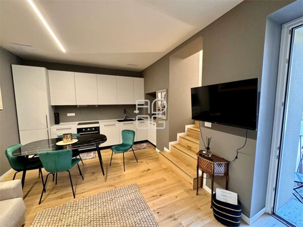 appartamento in vendita a Desenzano del Garda