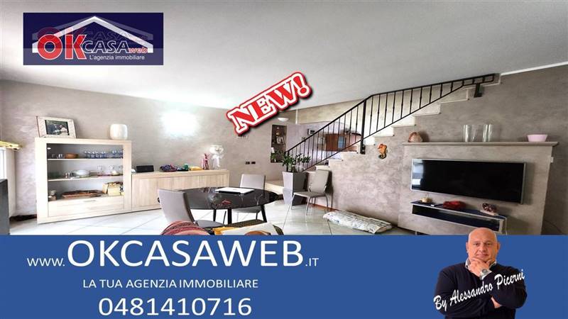 casa indipendente in vendita a Desenzano del Garda in zona Rivoltella