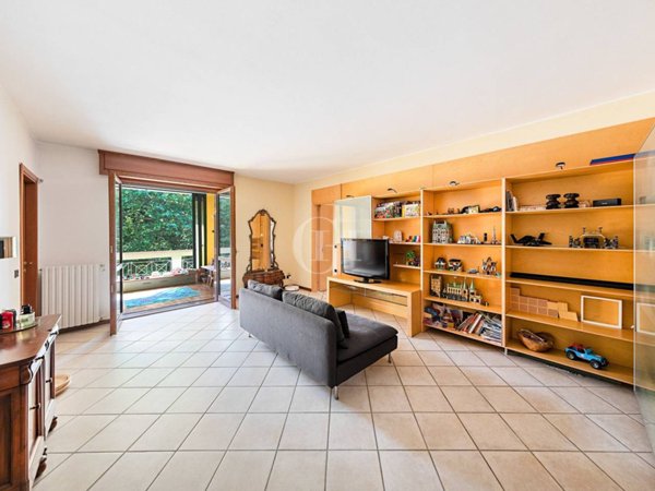 appartamento in vendita a Desenzano del Garda