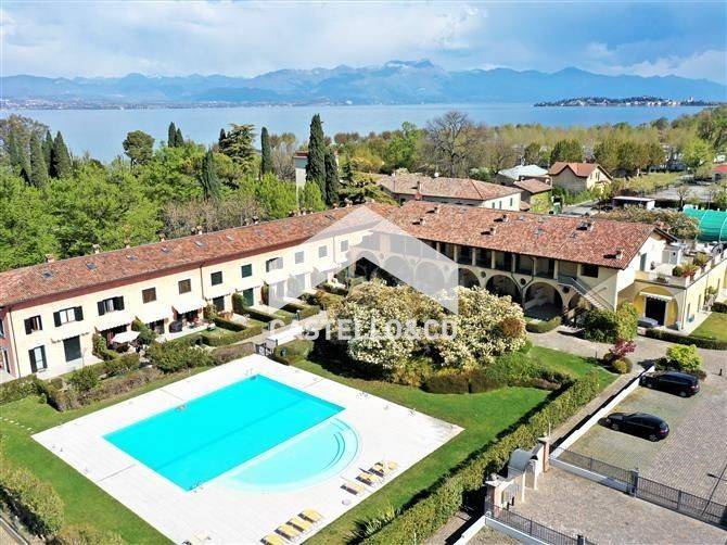 appartamento in vendita a Desenzano del Garda
