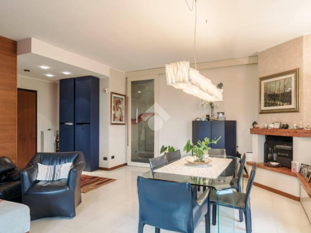 appartamento in vendita a Desenzano del Garda