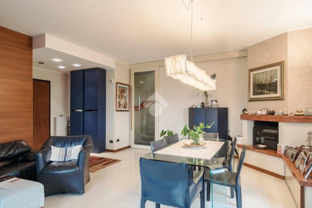 appartamento in vendita a Desenzano del Garda