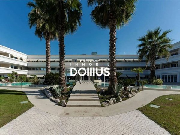 appartamento in vendita a Desenzano del Garda in zona Rivoltella