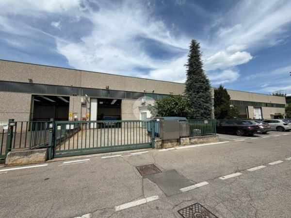 negozio in vendita a Desenzano del Garda