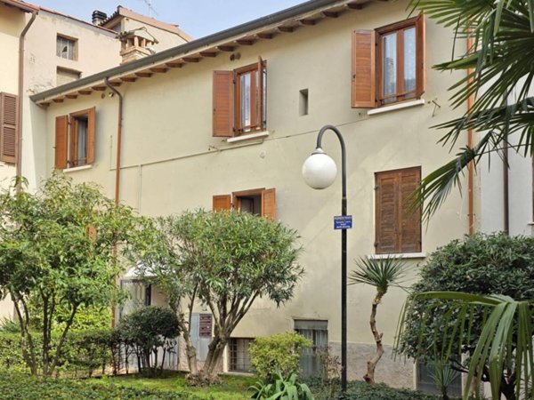 appartamento in vendita a Desenzano del Garda