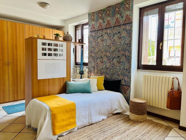 appartamento in vendita a Desenzano del Garda in zona Rivoltella