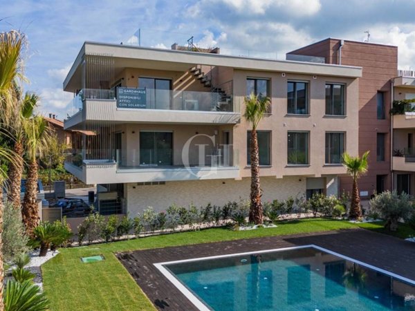 appartamento in vendita a Desenzano del Garda