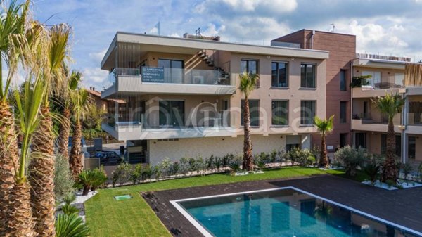 appartamento in vendita a Desenzano del Garda