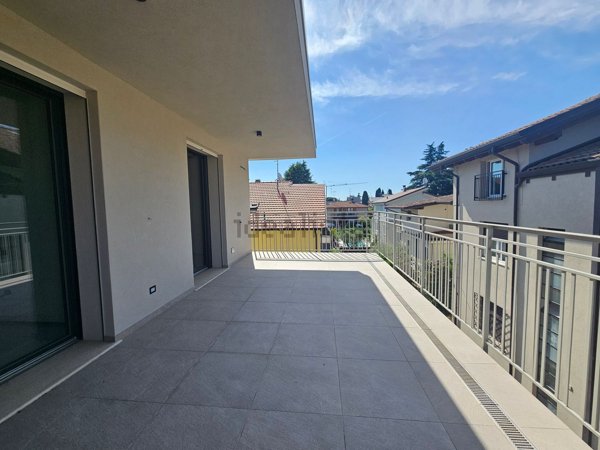 appartamento in vendita a Desenzano del Garda