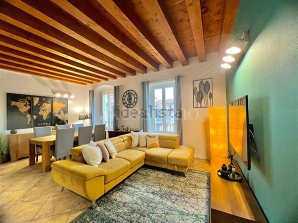appartamento in vendita a Desenzano del Garda in zona Vaccarolo