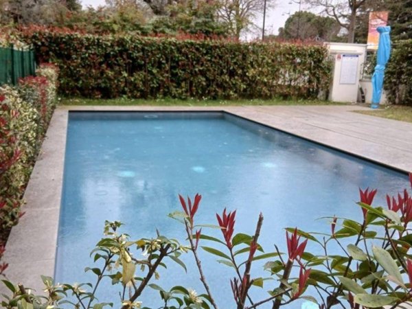 appartamento in vendita a Desenzano del Garda in zona Rivoltella