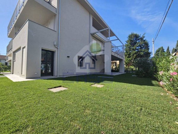 appartamento in vendita a Desenzano del Garda