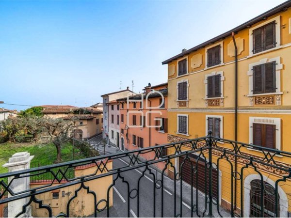 appartamento in vendita a Desenzano del Garda