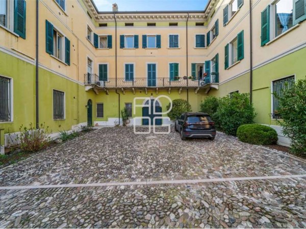 appartamento in vendita a Desenzano del Garda