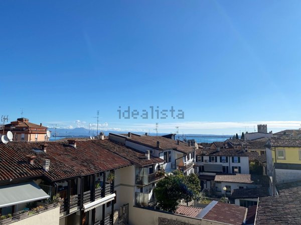 appartamento in vendita a Desenzano del Garda