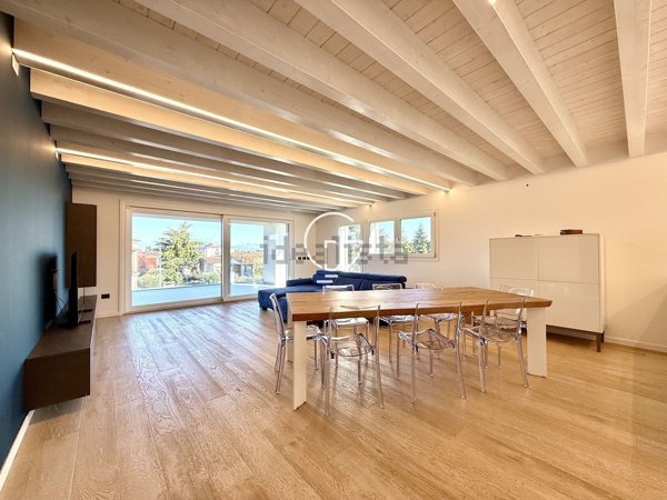 appartamento in vendita a Desenzano del Garda