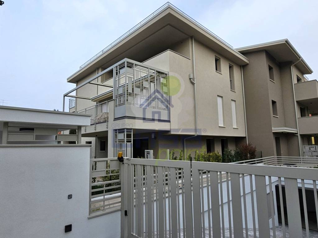 appartamento in vendita a Desenzano del Garda